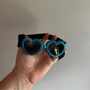 dog goggles adjustable straps for small dogs blue hearts new in box